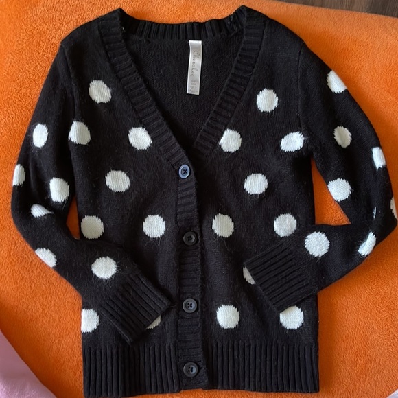 Sweaters - Picture 4 of 8